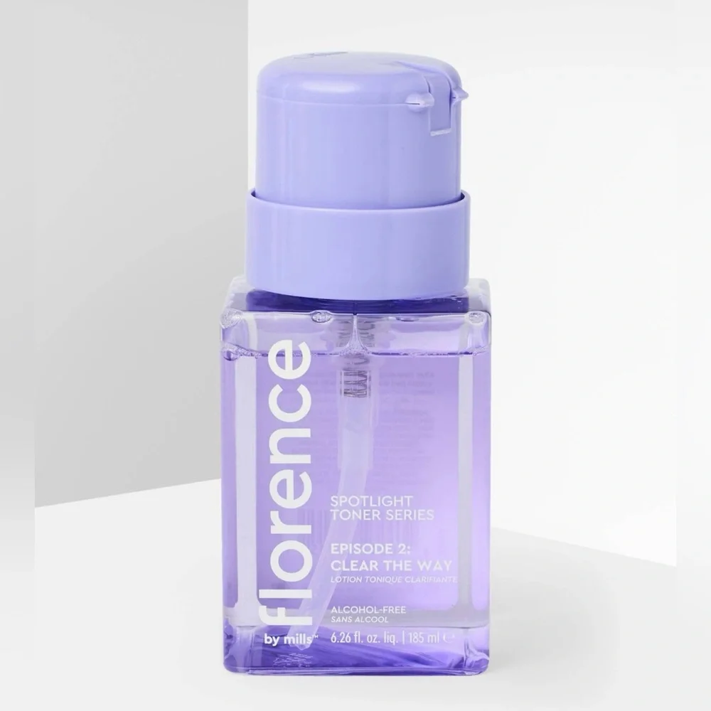 FLORENCE BY MILLS SPOTLIGHT TONER SERIES EPISODE 2: CLEAR THE WAY - Picture 1 of 3